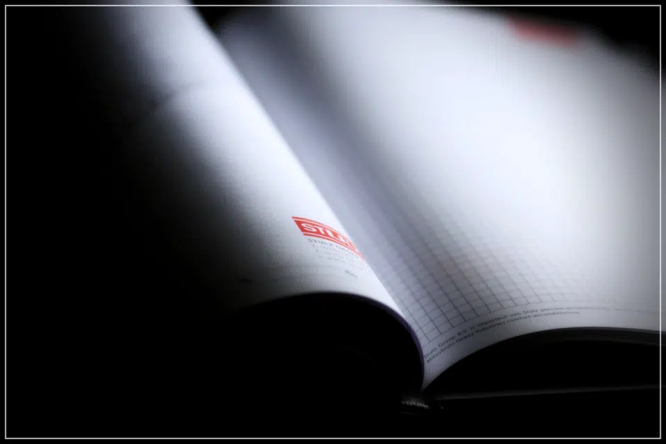Katalog i notes — zestaw materiałów — ujęcie 7