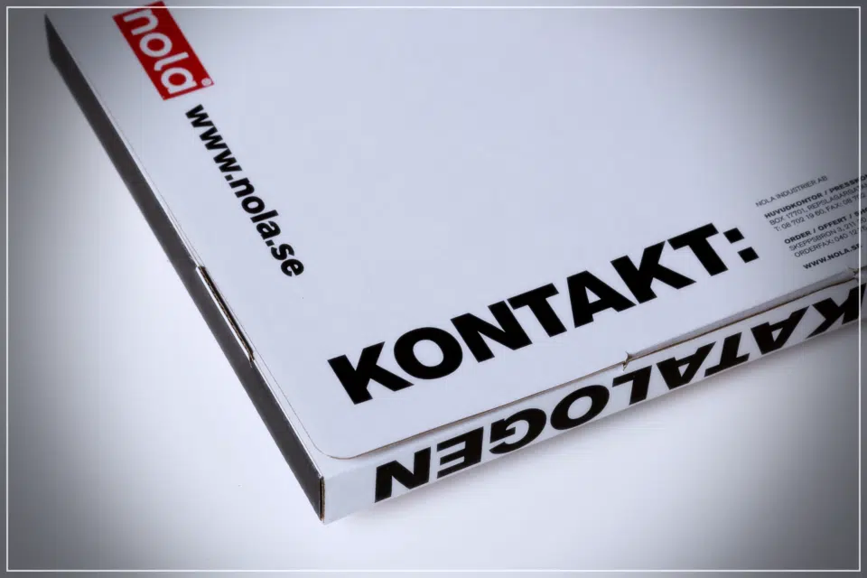 Nola — materiały drukowane — ujęcie 11